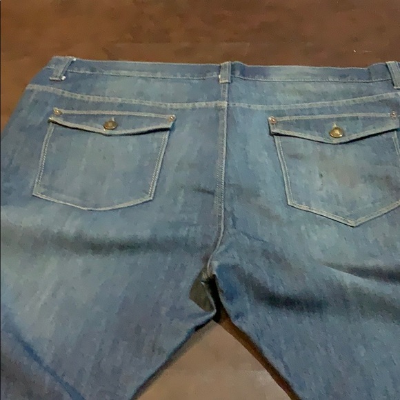 PD&C Jeans - Picture 2 of 2
